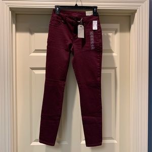 Maurices Mid Rise Jegging Denim Flex Burgundy Color